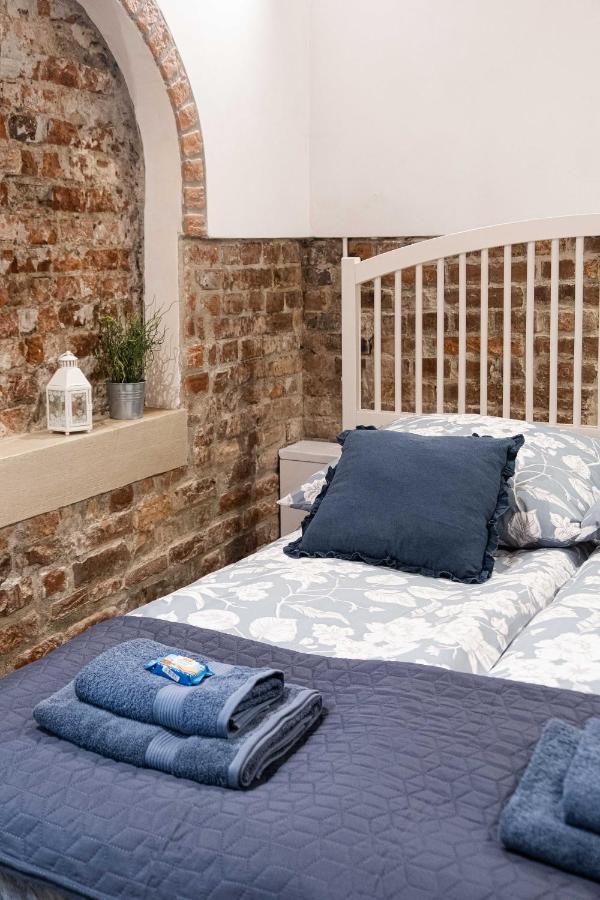 Old Town Wawel II Premium Apartments Krakow Bagian luar foto
